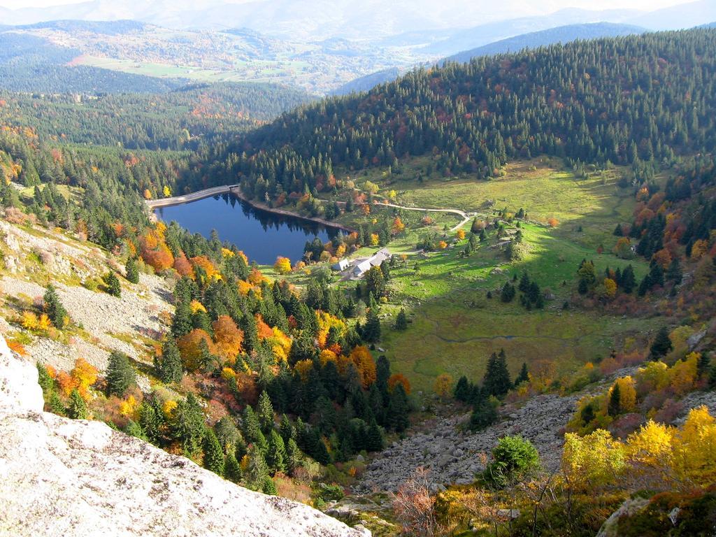 Gite Plein Sud Мецерал Екстериор снимка